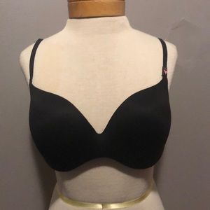 Victoria Secrets Perfect Shape Bra